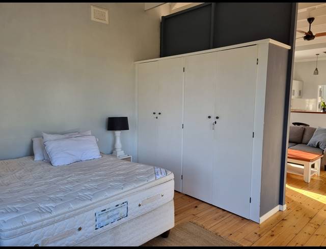 1 BEDROOM APARTMENT RENTED IN PARK HILL
